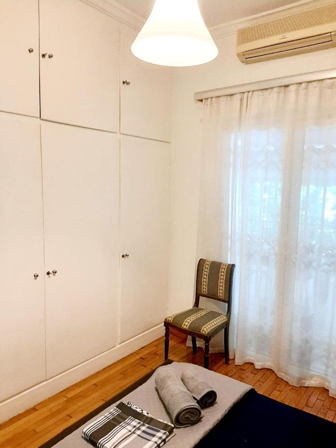 Large Terrace Apartment Near City Centre アテネ エクステリア 写真